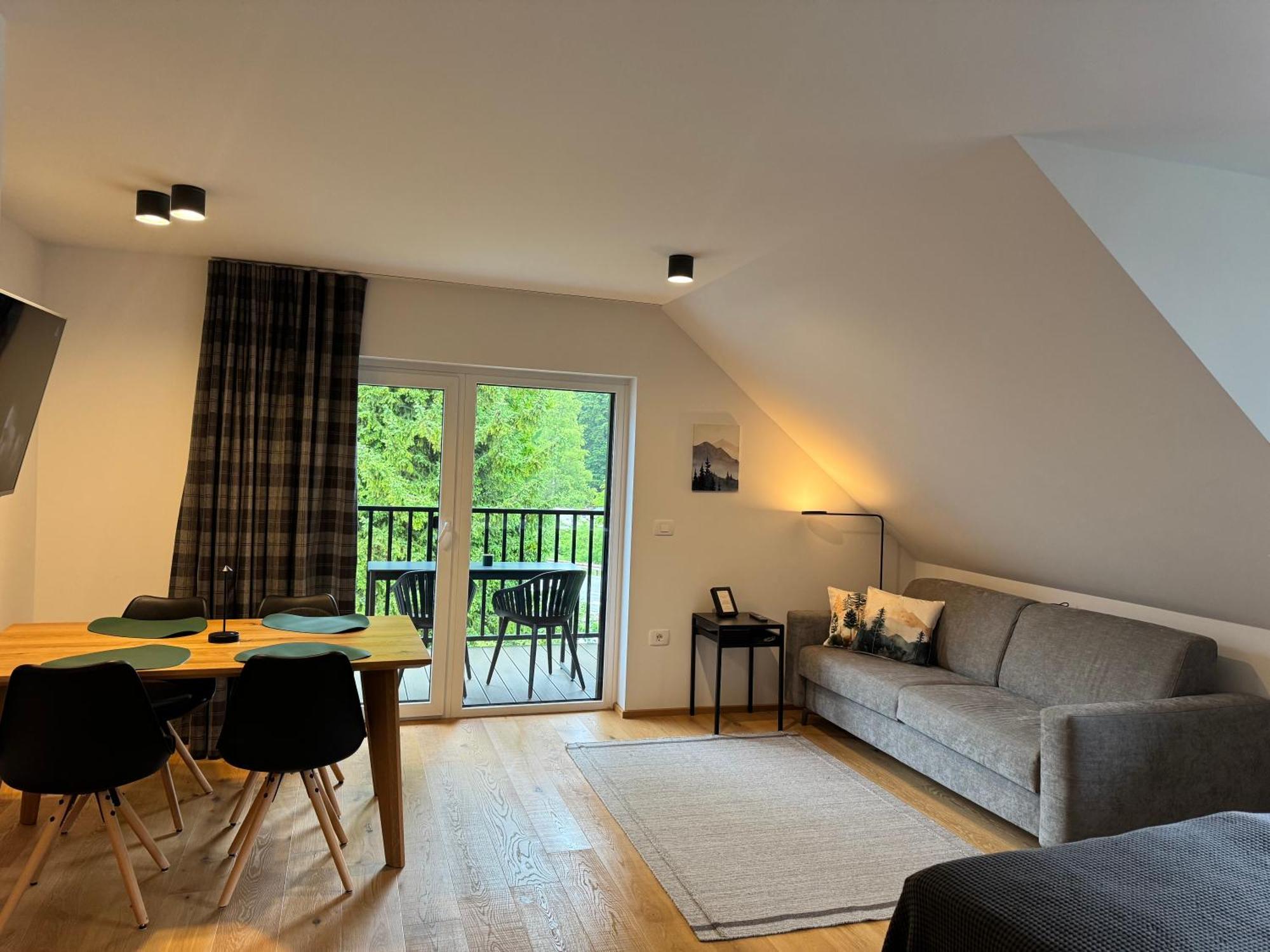 Apartmaji Kotnik Кранска гора Екстериор снимка